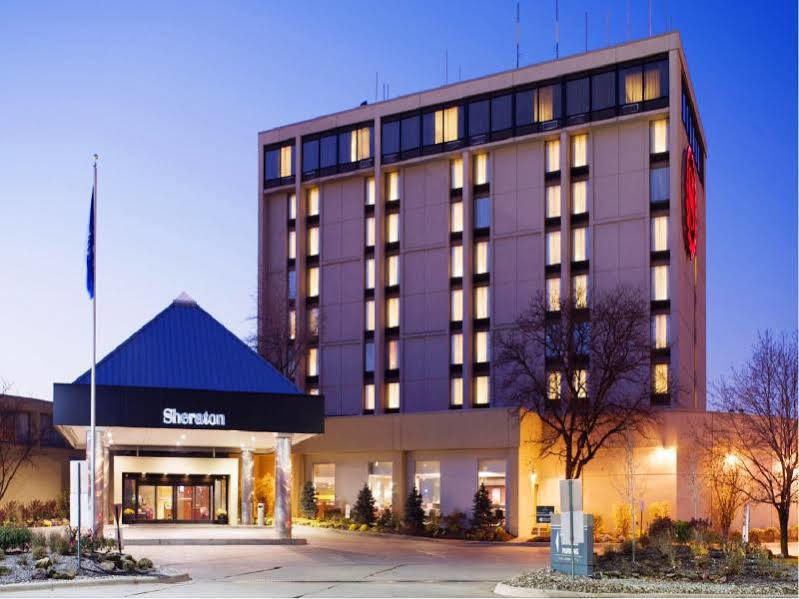 Sheraton Cleveland Airport Hotel Exterior foto